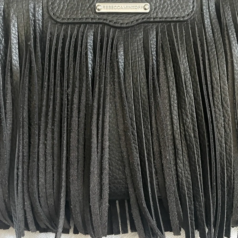 NEW! HTF Rebecca Minkoff FRINGE Crossbody!🖤 - Picture 1 of 10